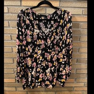 Torrid Size 2 Tunic Top- Black Floral
